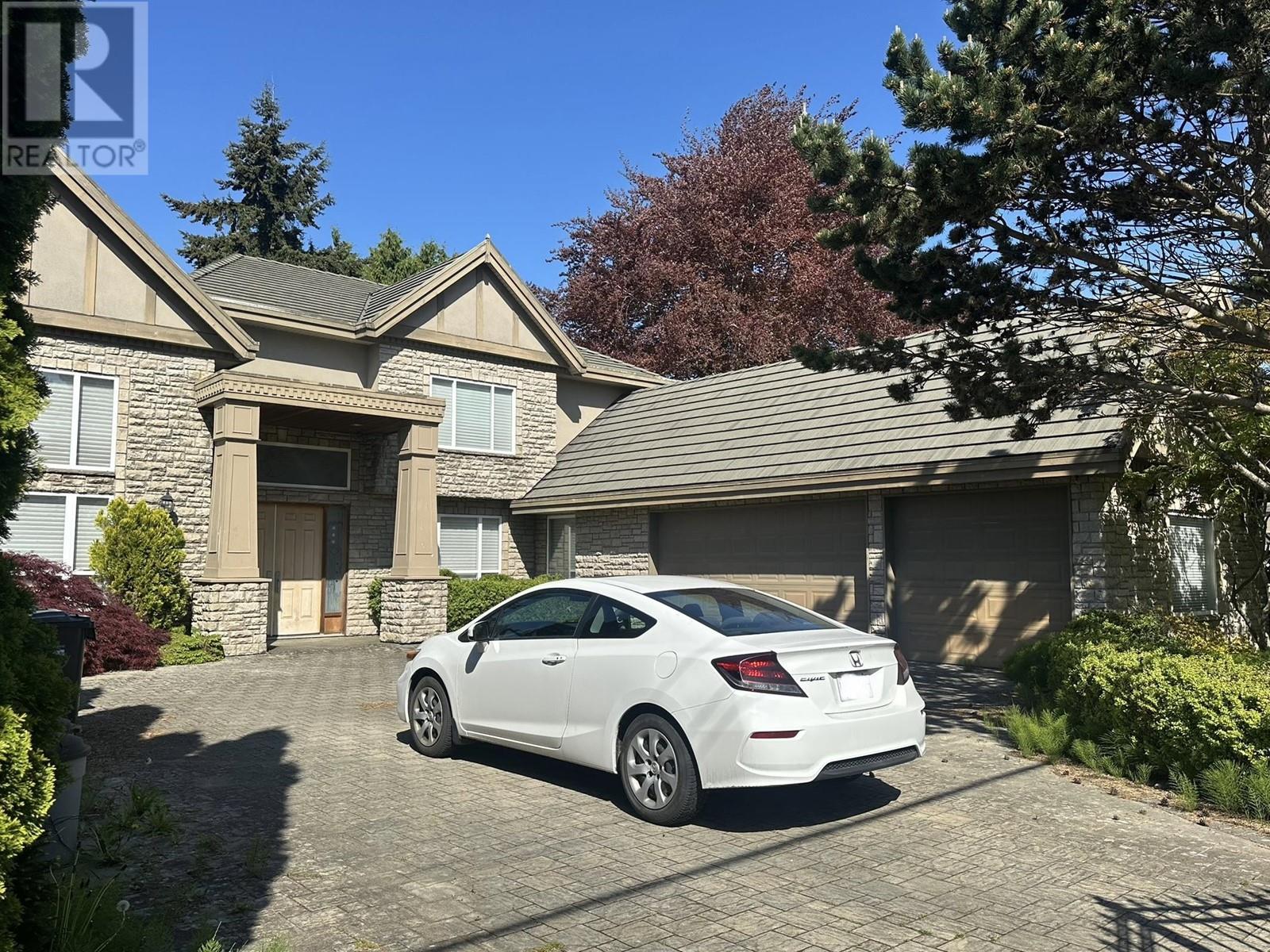 Photo 2 of 10051 Deagle Road, Richmond BC