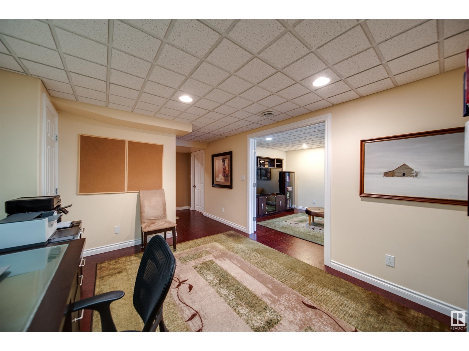 #18 211 BLACKBURN E SW, Edmonton