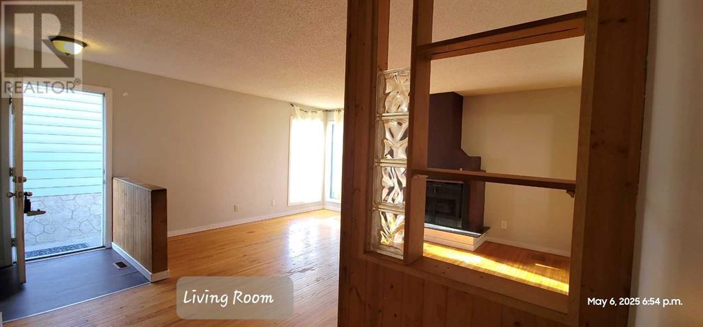 Single Family House Bungalow for Sale in  A Avenue SE Dover Calgary 