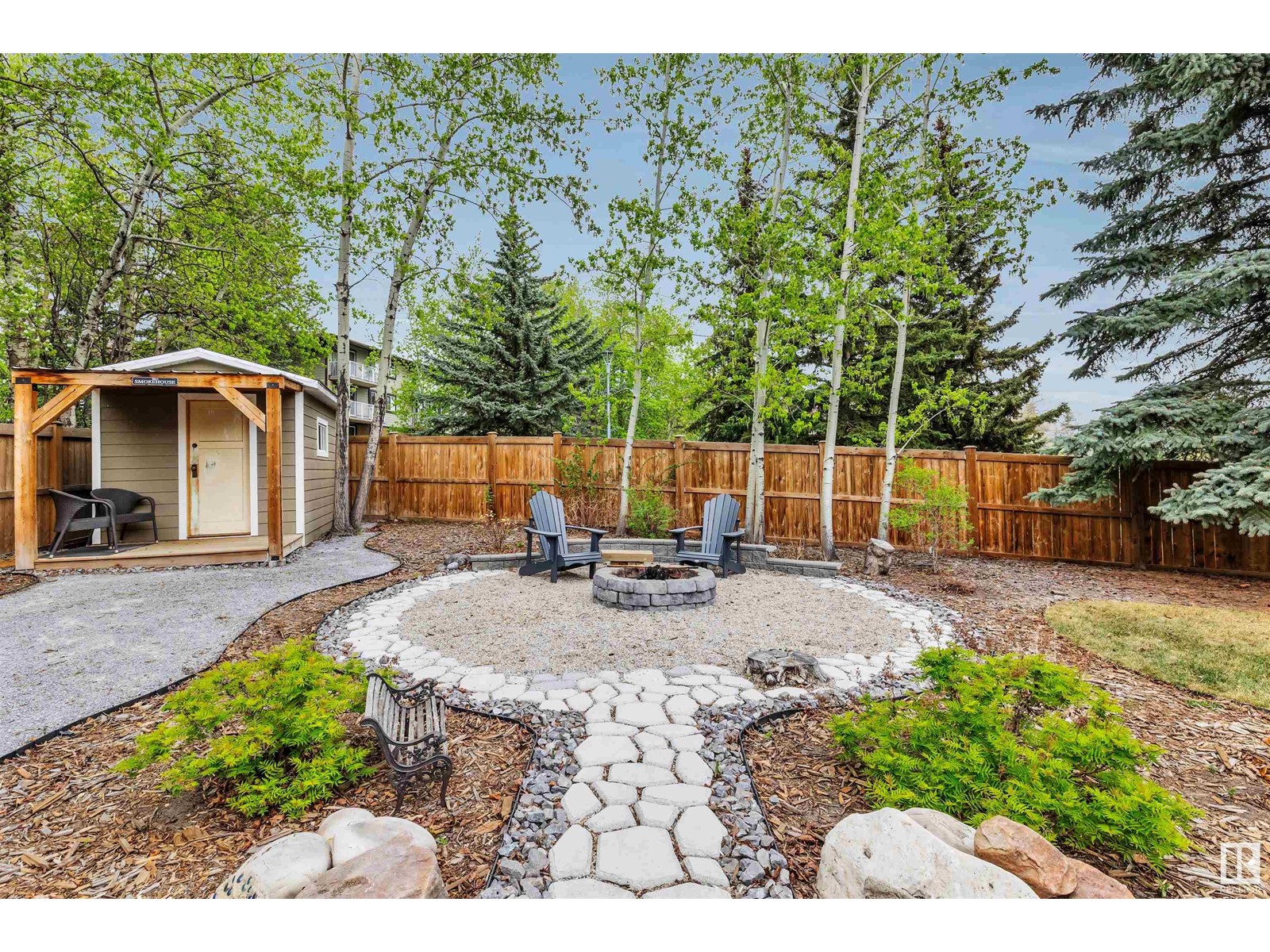 15140 49 AV NW, Edmonton