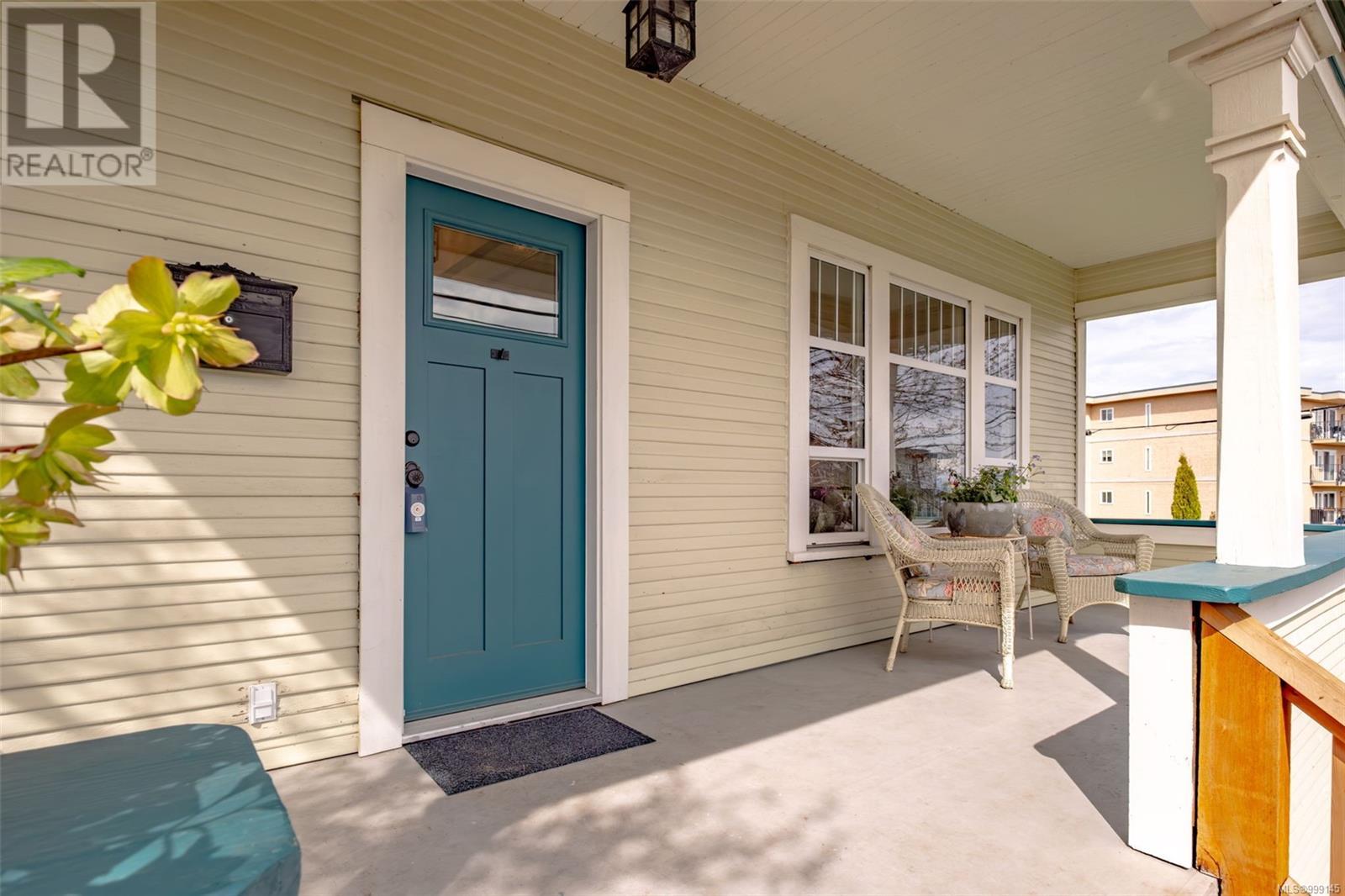302 Victoria Rd, Nanaimo