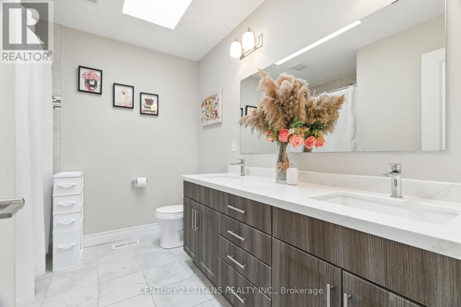 Photo 25 of 2 Sparrow Crescent E, East Luther Grand Valley ON