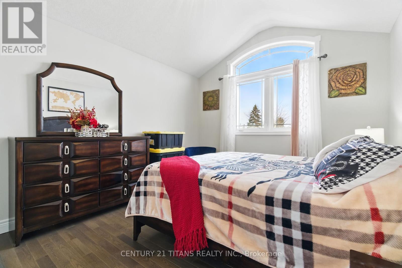 Photo 18 of 2 Sparrow Crescent E, East Luther Grand Valley ON