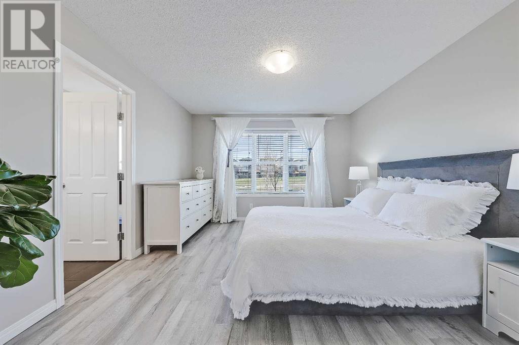 Single Family House for Sale in  Sage Bank Grove NW Sage Hill Calgary 