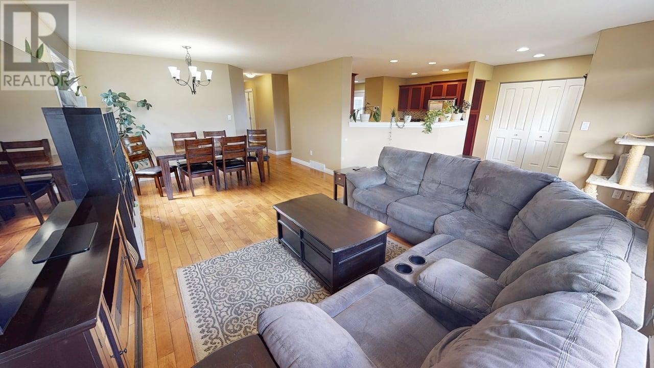 Photo 10 of 8508 82 Street, Fort St John BC