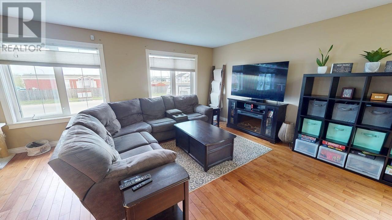 Photo 7 of 8508 82 Street, Fort St John BC