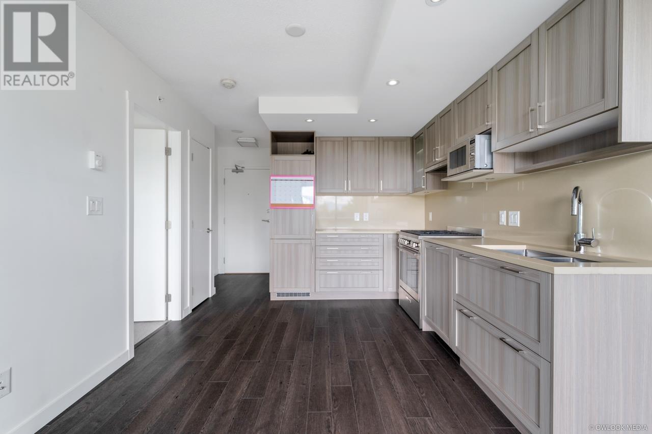 Photo 9 of 709 5470 Ormidale Street, Vancouver BC