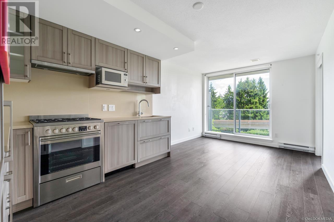 Photo 3 of 709 5470 Ormidale Street, Vancouver BC