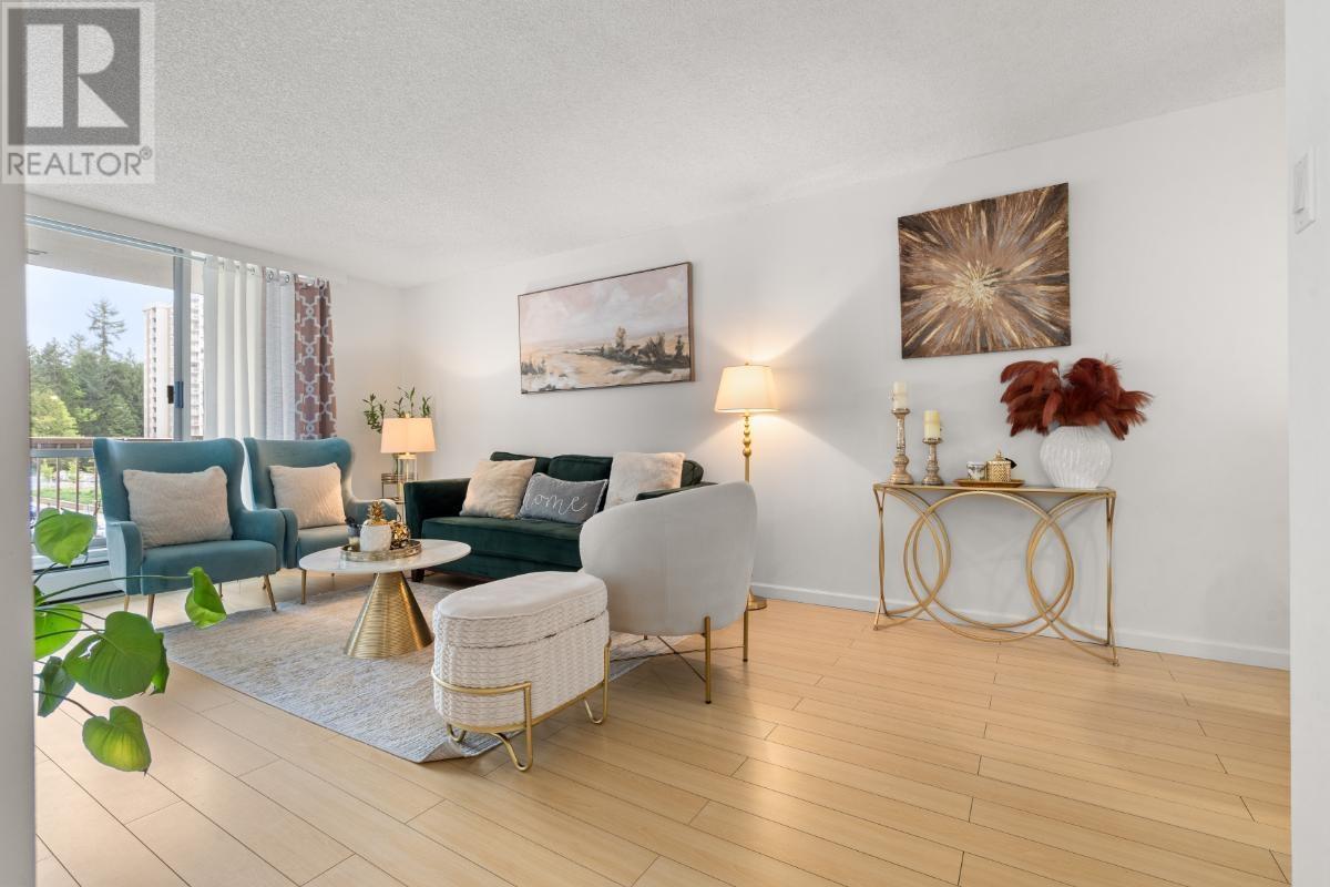307 2016 FULLERTON AVENUE, North Vancouver