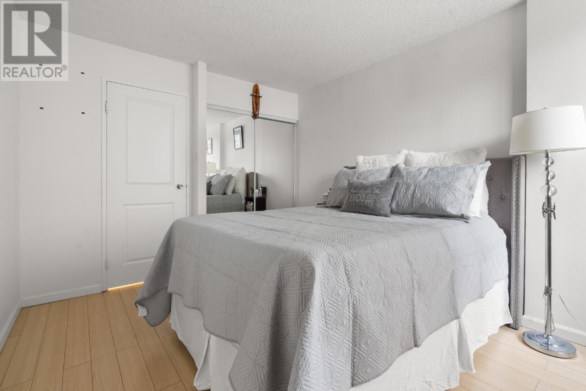 307 2016 FULLERTON AVENUE, North Vancouver