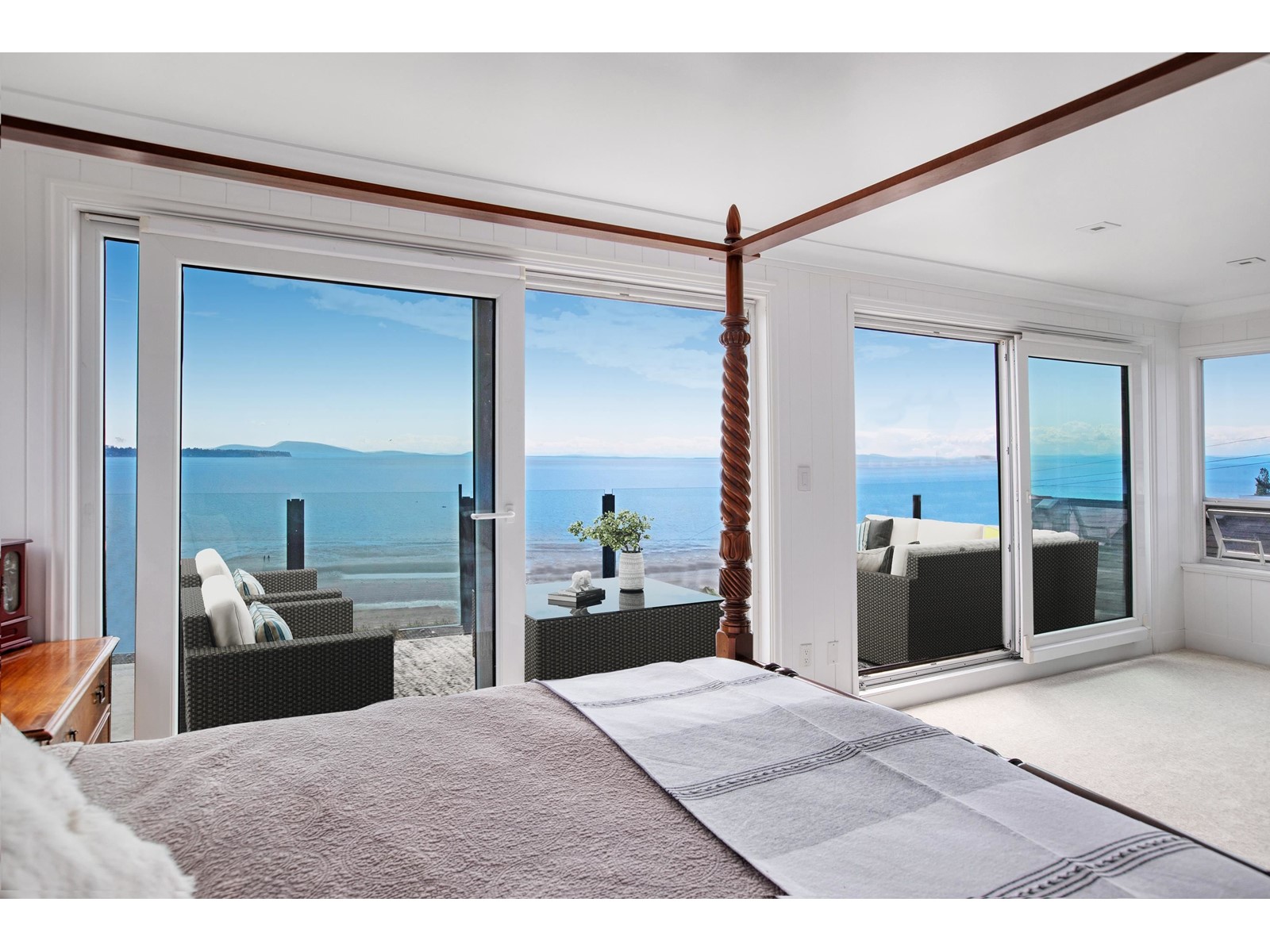 Photo 18 of 14553 Sunset Drive, White Rock BC