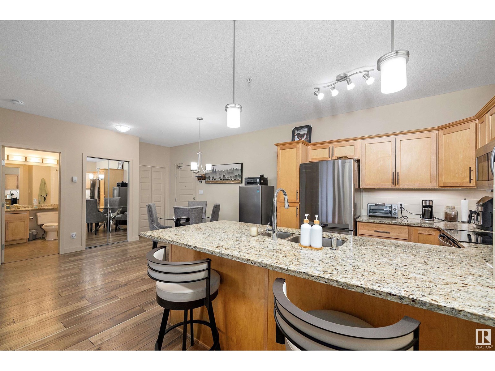 #214 304 Ambleside Li SW, Edmonton