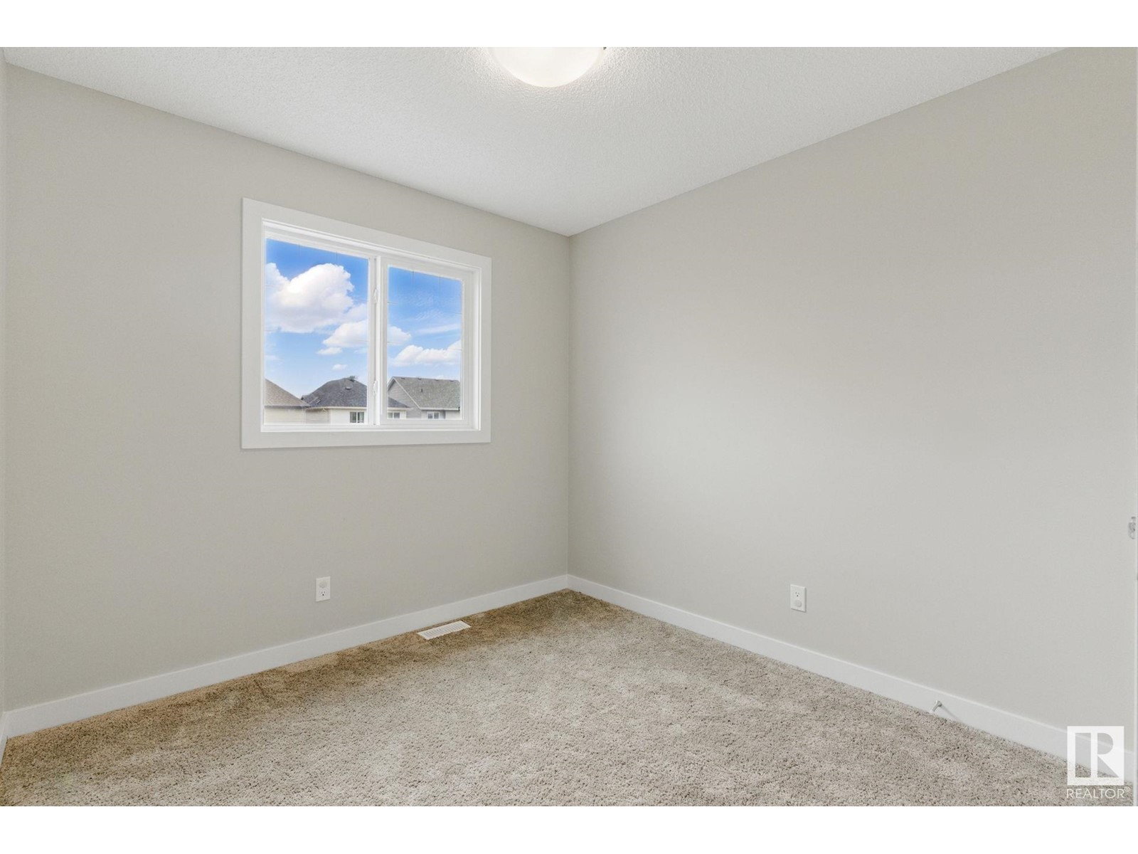 3069 COUGHLAN LN SW, Edmonton