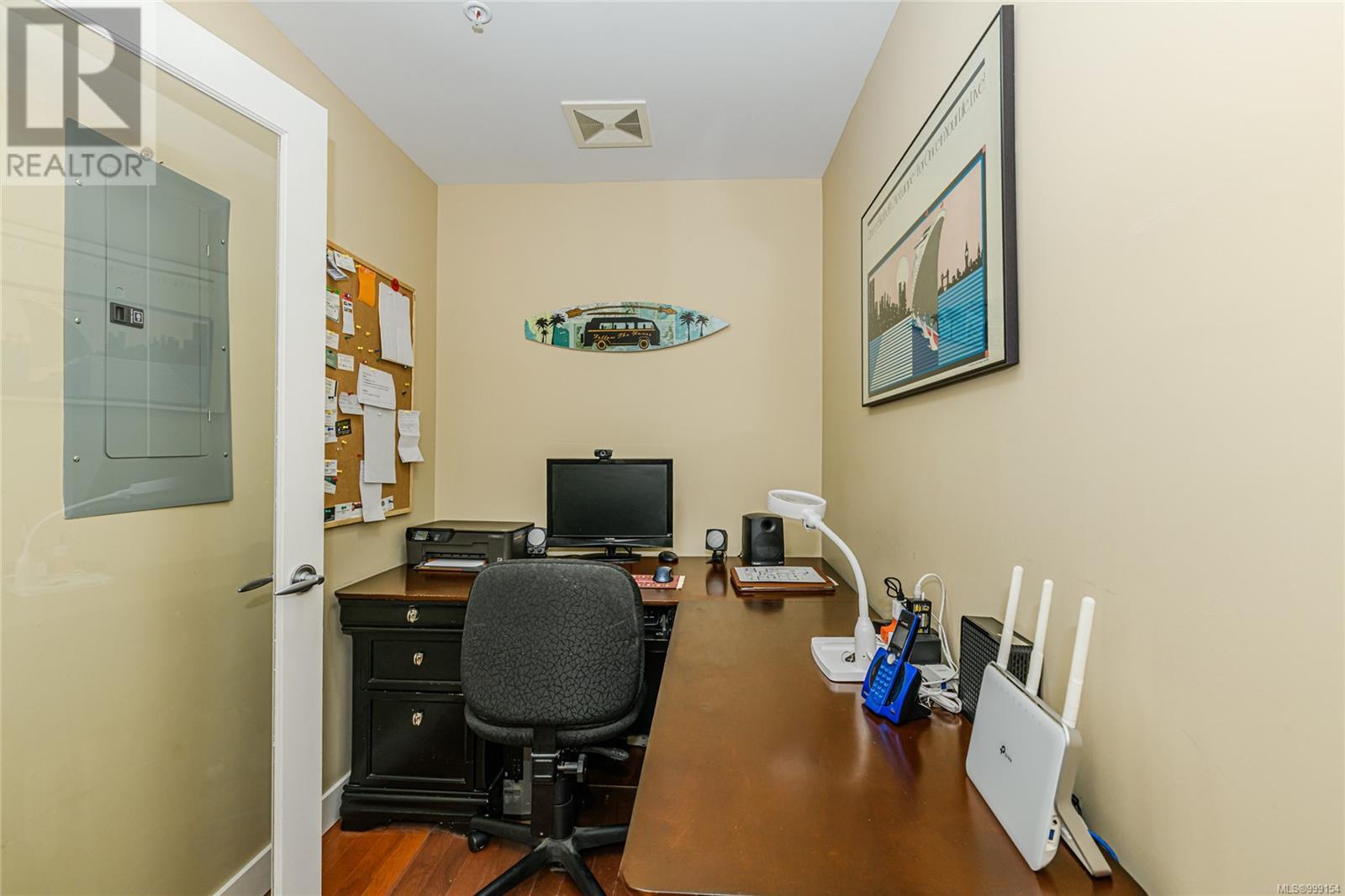 306D 1115 Craigflower Rd, Esquimalt