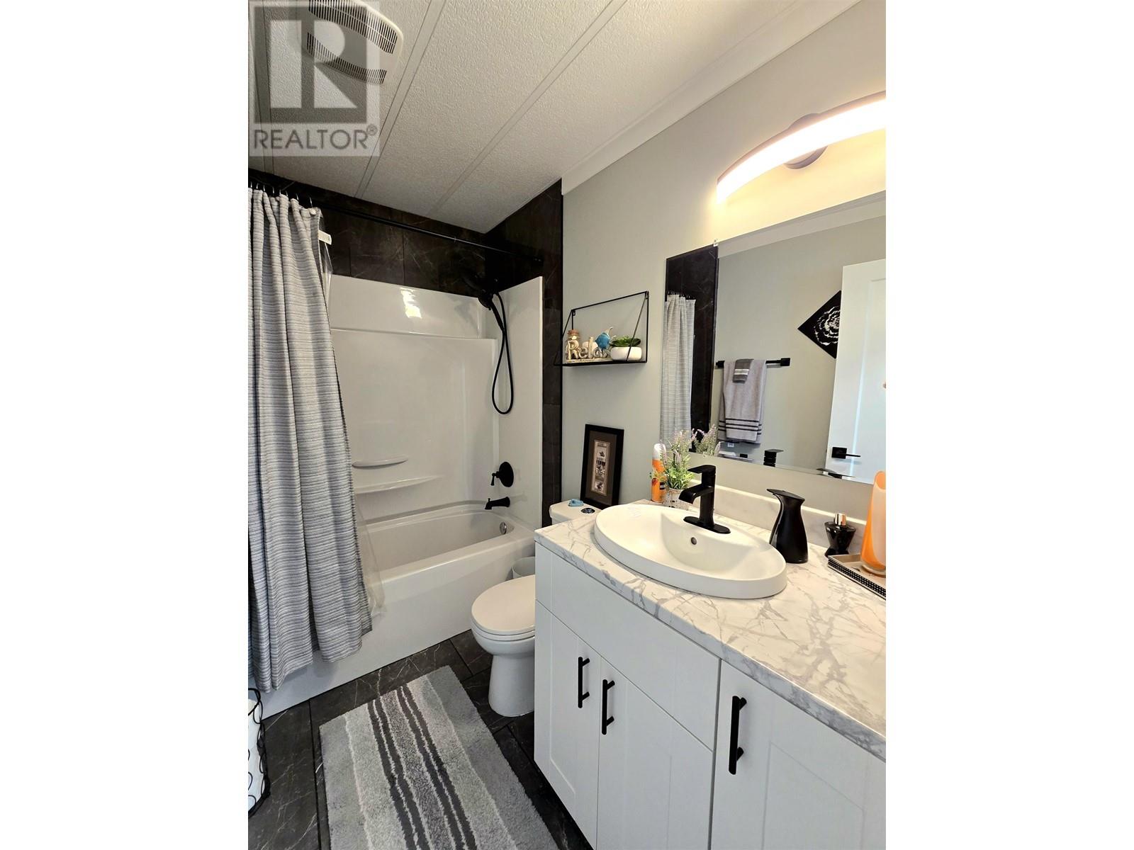 3620 PARK PLACE, Lac La Hache