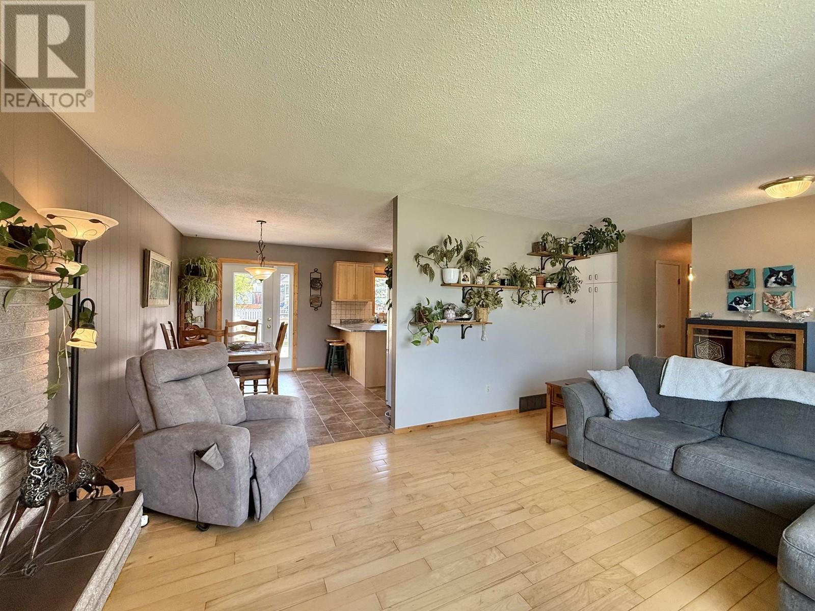 1090 WESTERN AVENUE, Williams Lake