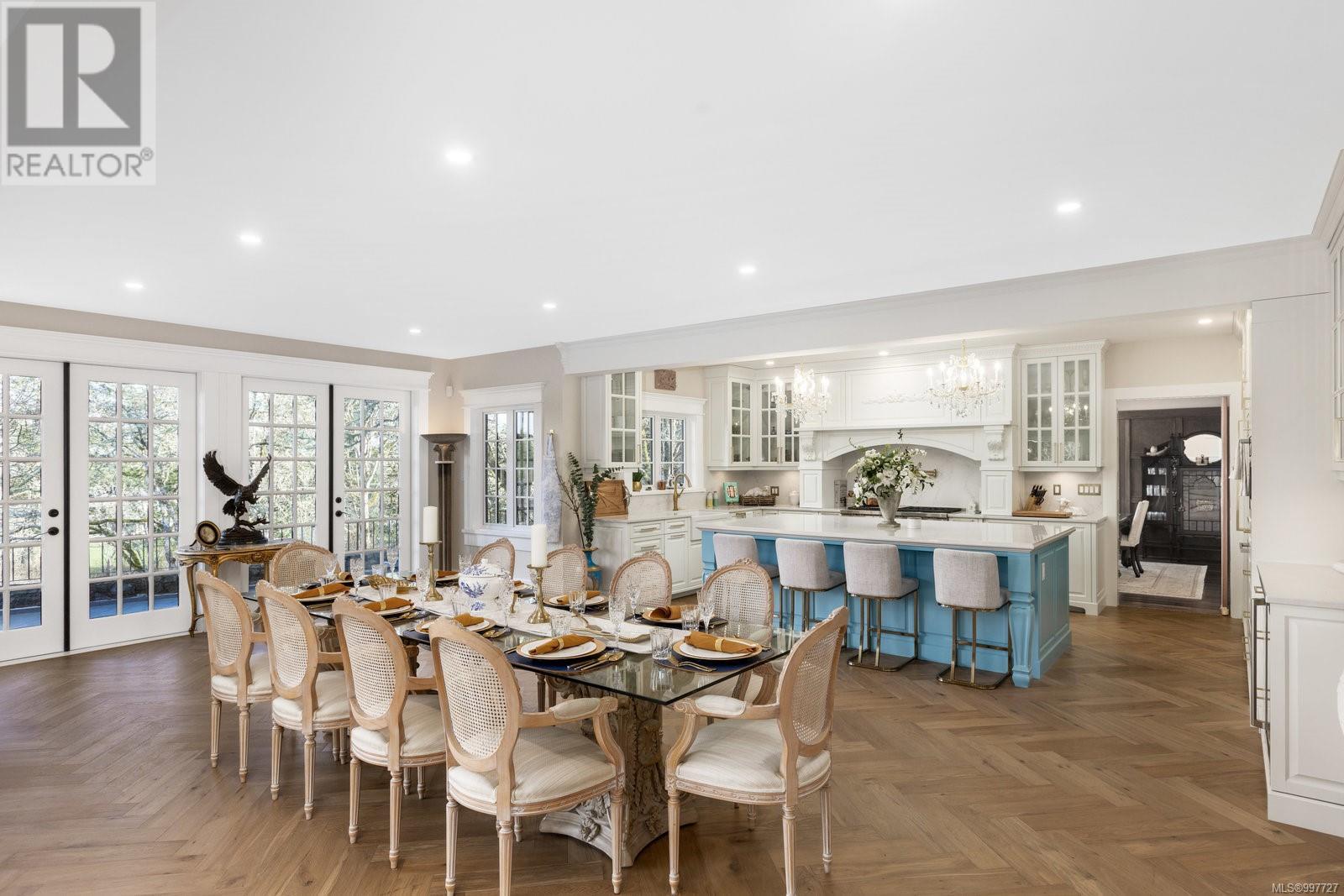  1708 Woodsend Drive, Saanich