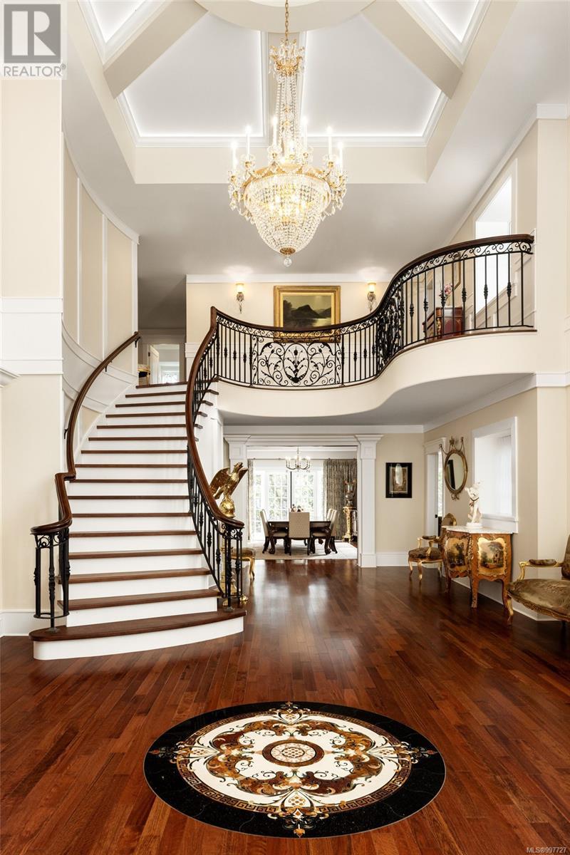  1708 Woodsend Drive, Saanich
