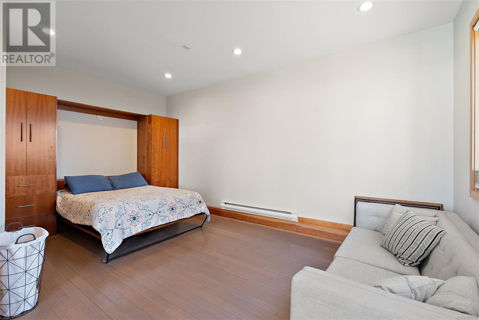 Photo 39 of 2 338 Dallas Rd, Victoria BC