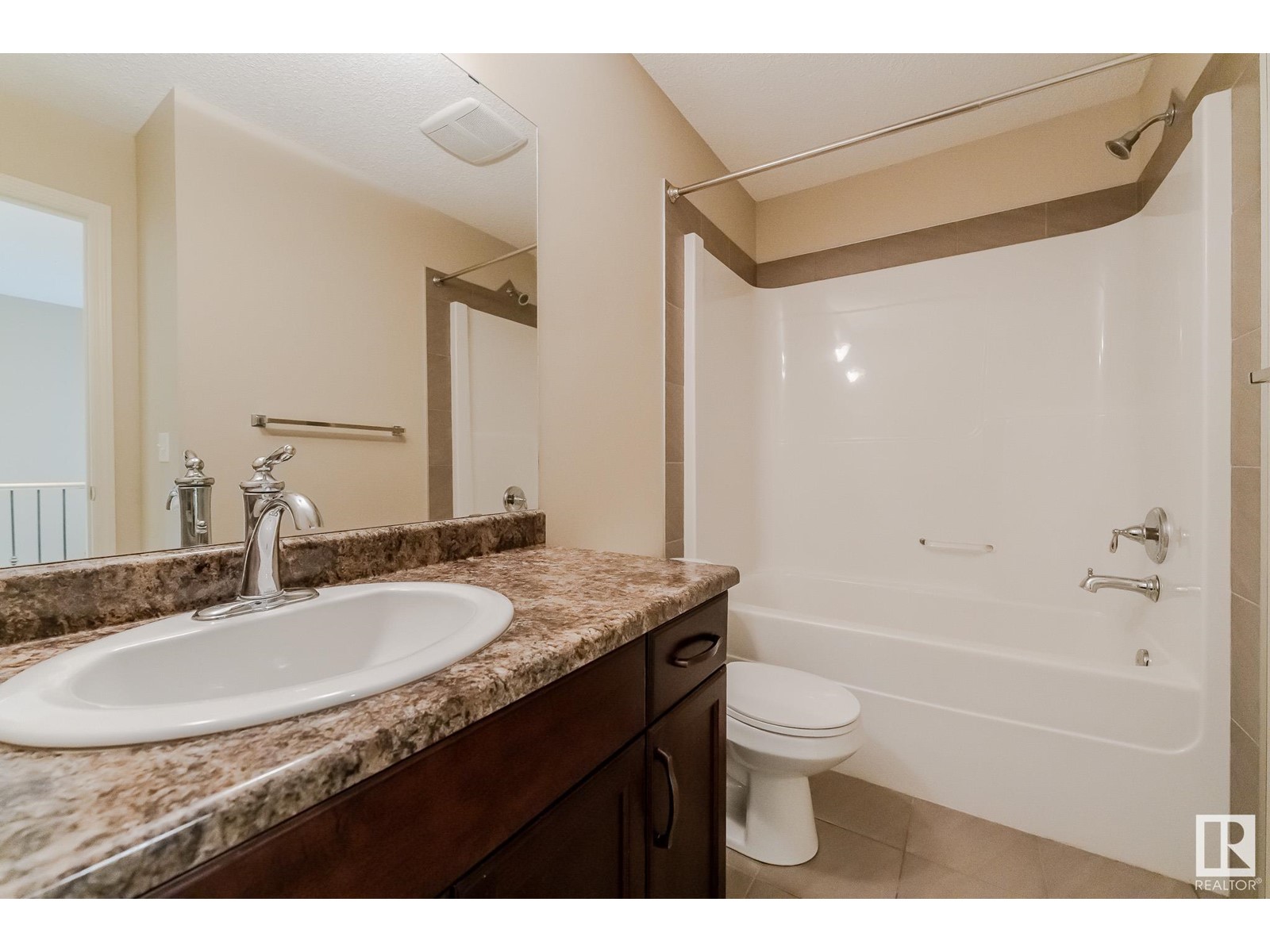 17720 8 AV SW, Edmonton