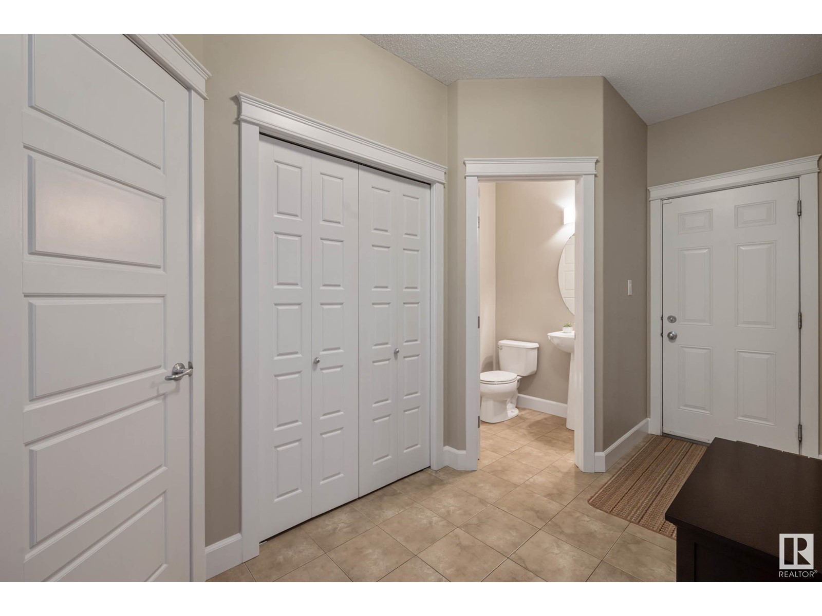 10 EASTVIEW ST N, St. Albert