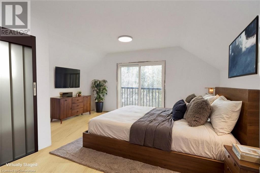 Photo 34 of 279 Hess Street S, Hamilton ON