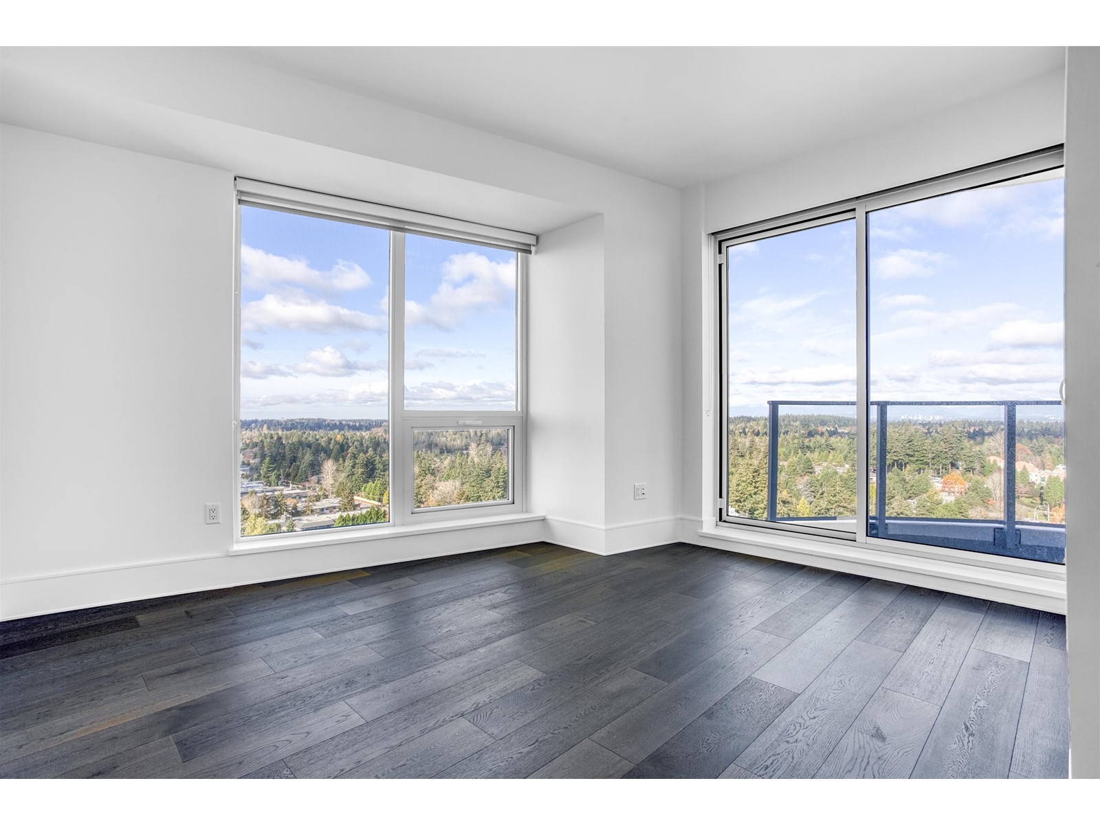 1902 1500 MARTIN STREET, White Rock