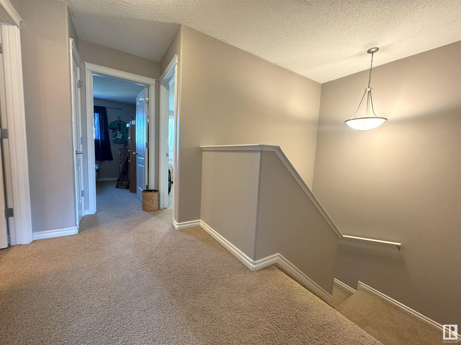 11410 14 AV SW, Edmonton
