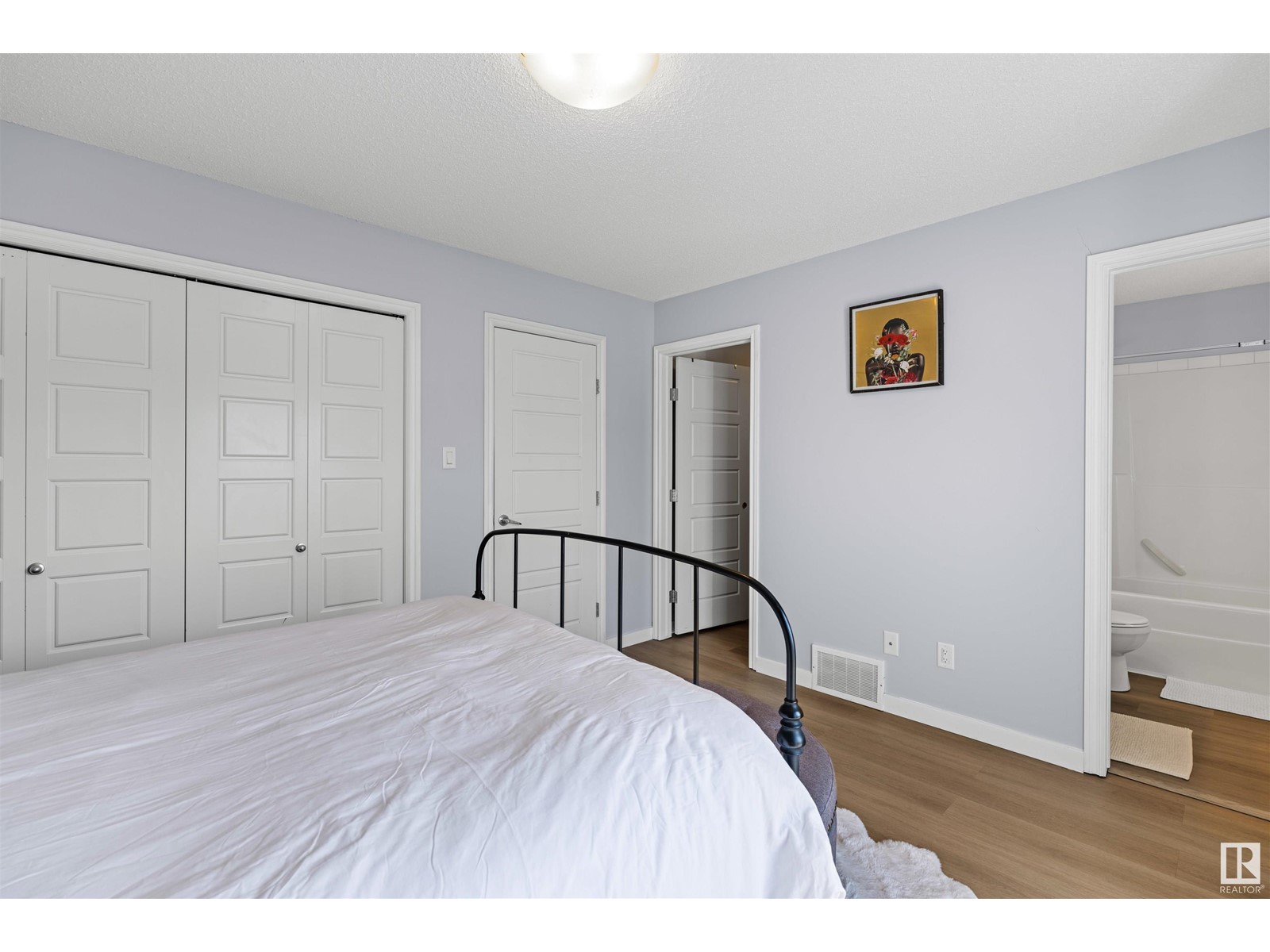 1543 35 AV NW NW, Edmonton