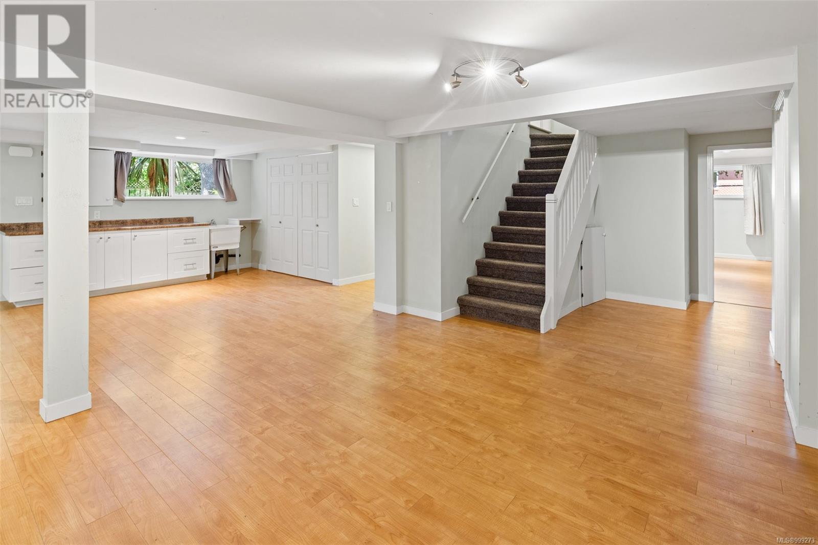  3250 Ripon Road, Oak Bay