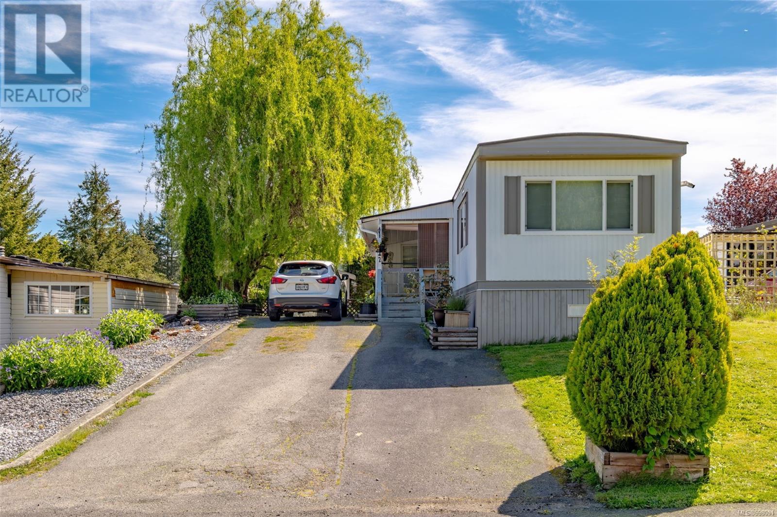 17 61 12th St, Nanaimo