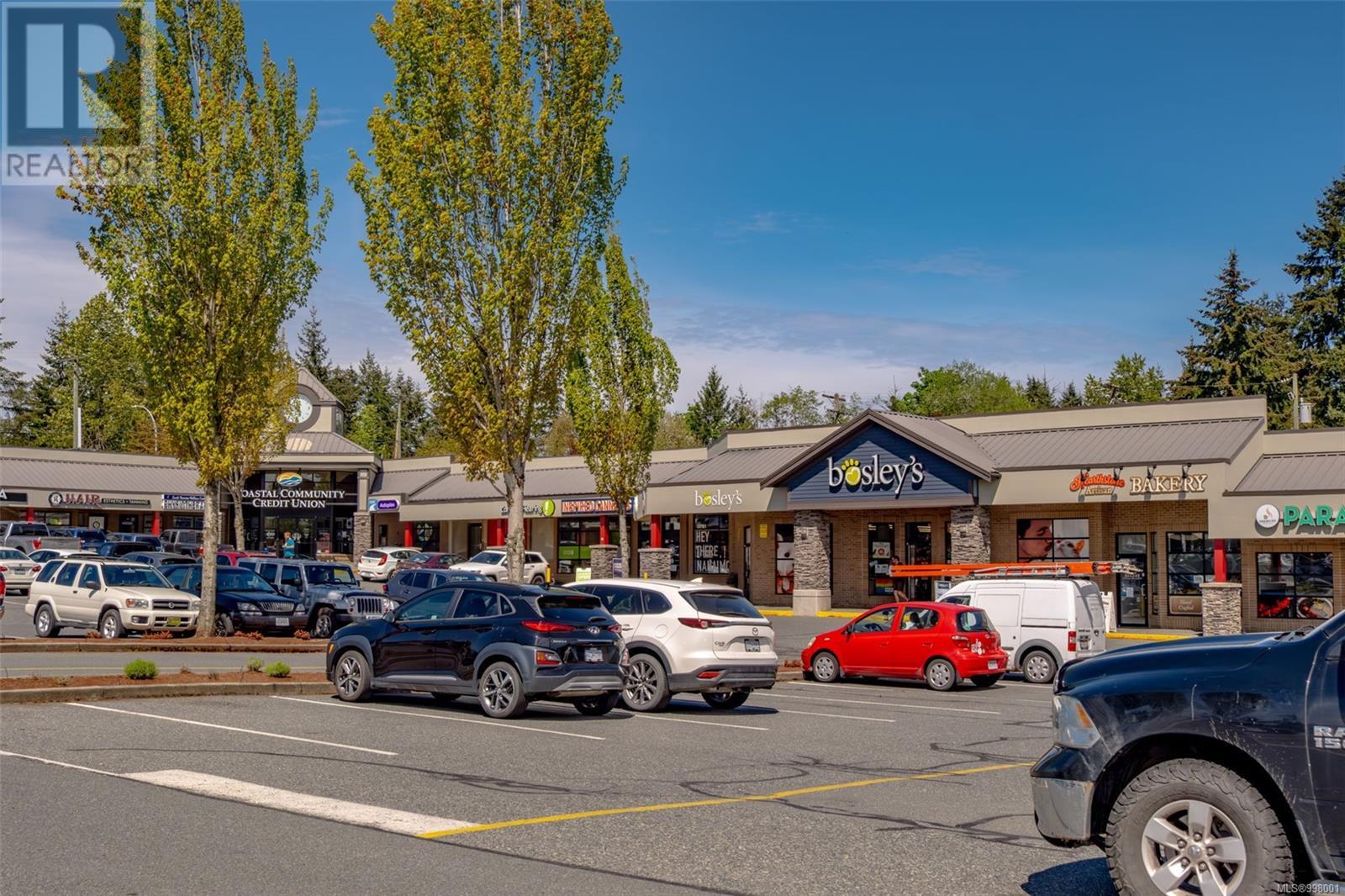17 61 12th St, Nanaimo