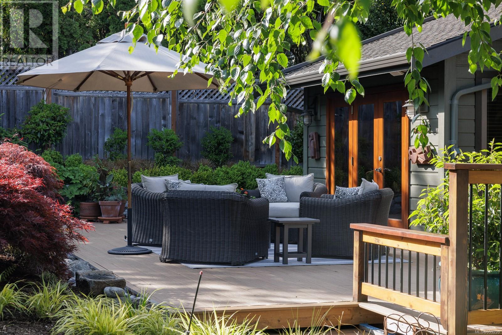  827 Gulfview Place, Saanich