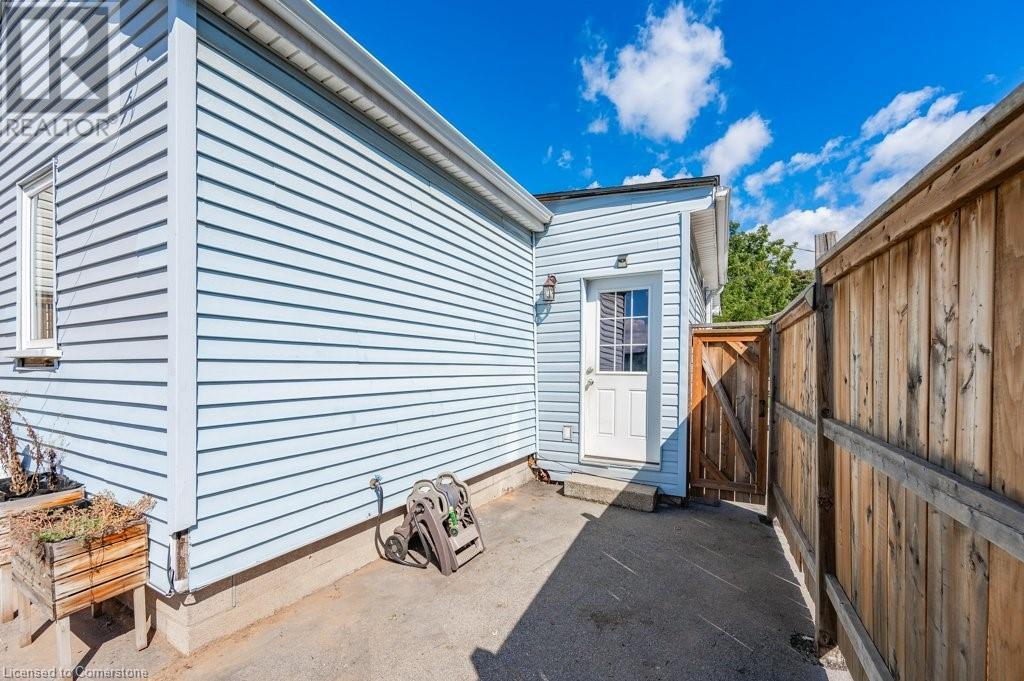 Photo 27 of 196 Picton Street, Hamilton ON