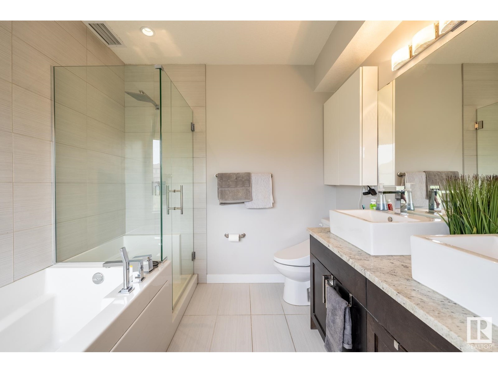 #122 5151 windermere BV SW, Edmonton