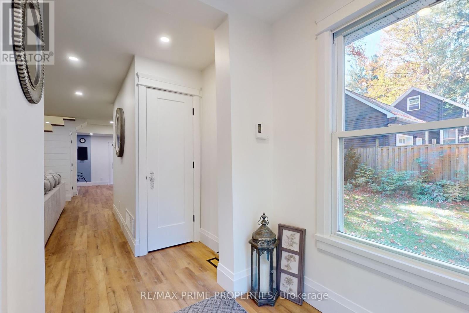 Photo 11 of 190 Maple Street, Bracebridge ON