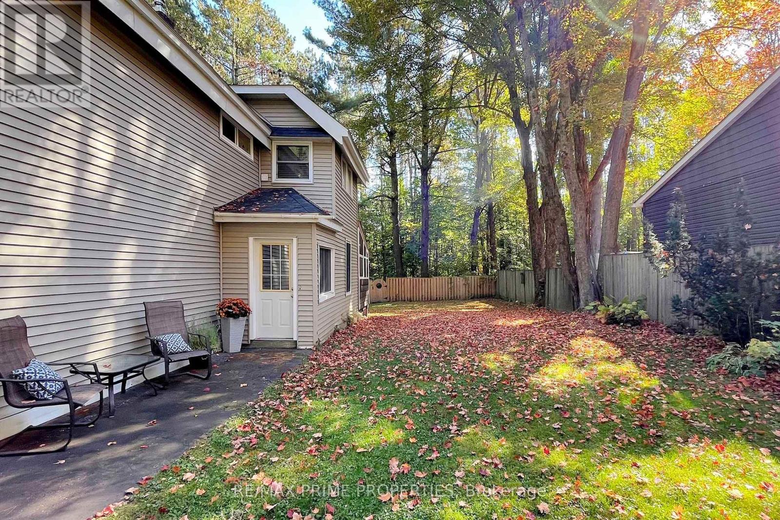 Photo 7 of 190 Maple Street, Bracebridge ON