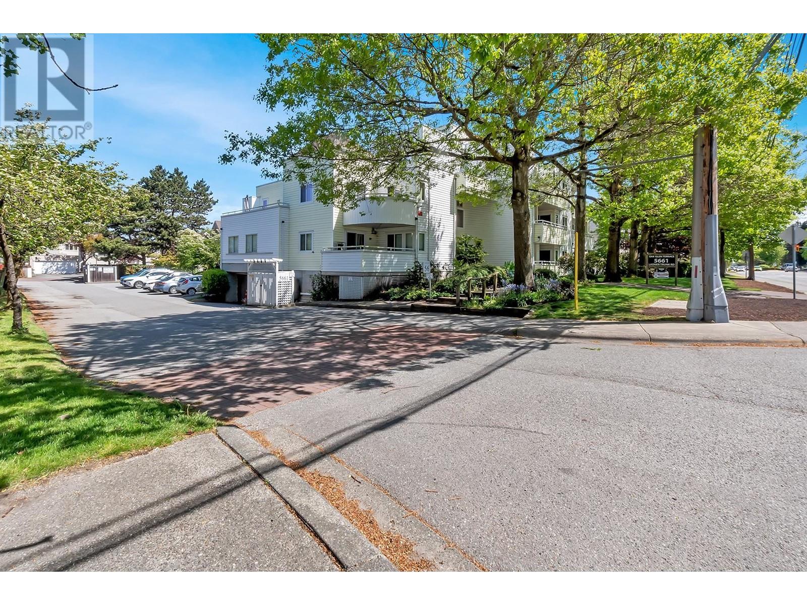 #22-5661 LADNER TRUNK Road, Ladner