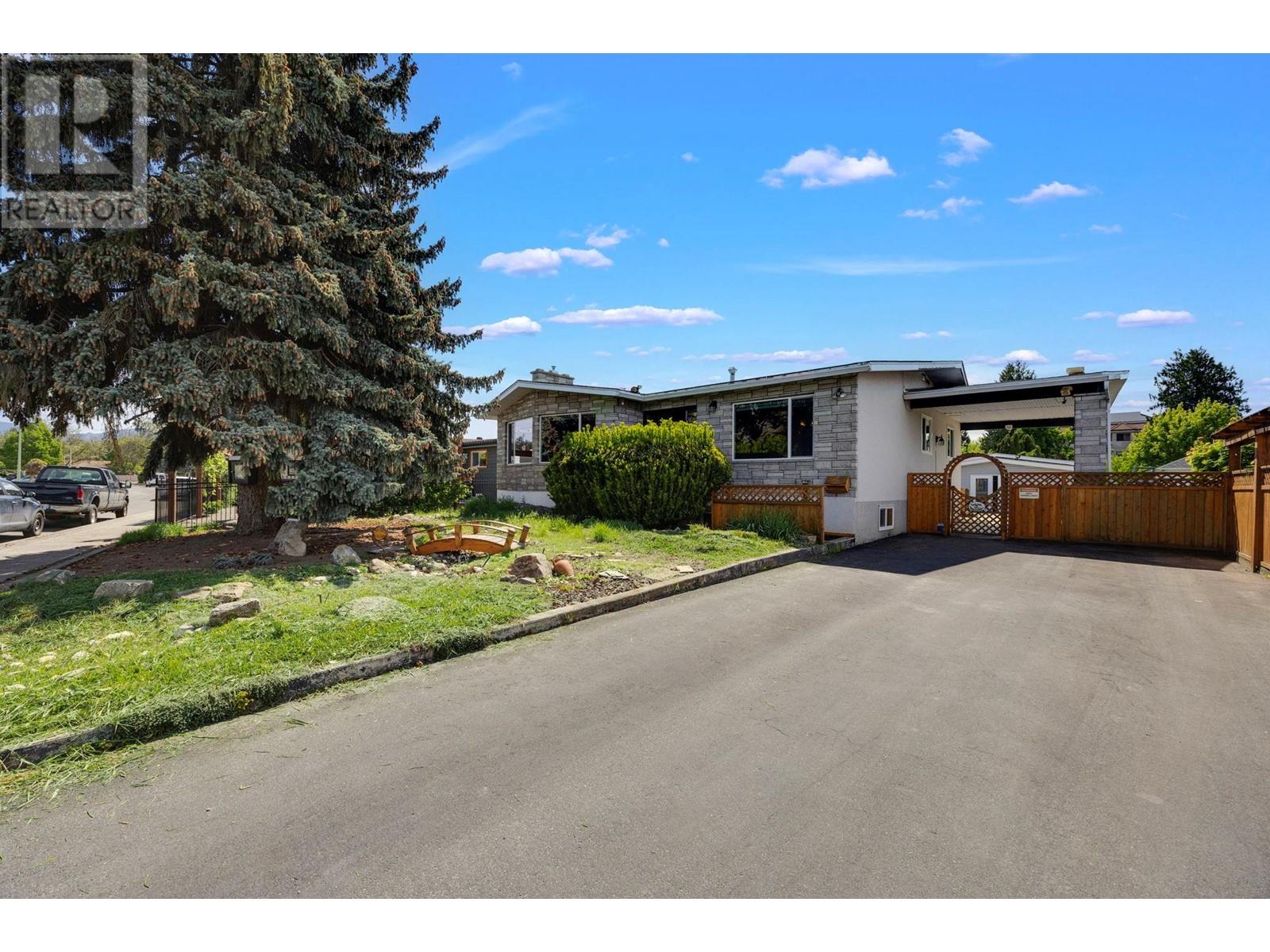 1231 Lawson Avenue, Kelowna