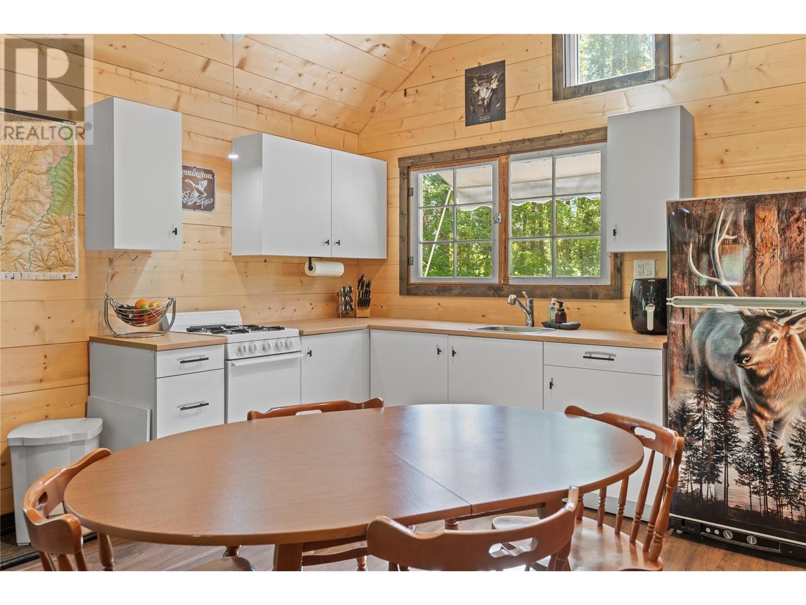 5950 Crouse Creek Forest, Westbridge