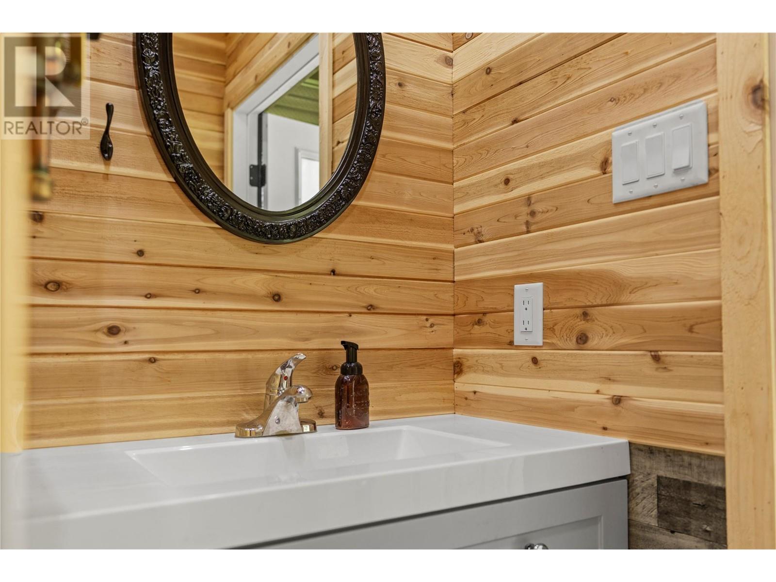 5950 Crouse Creek Forest, Westbridge