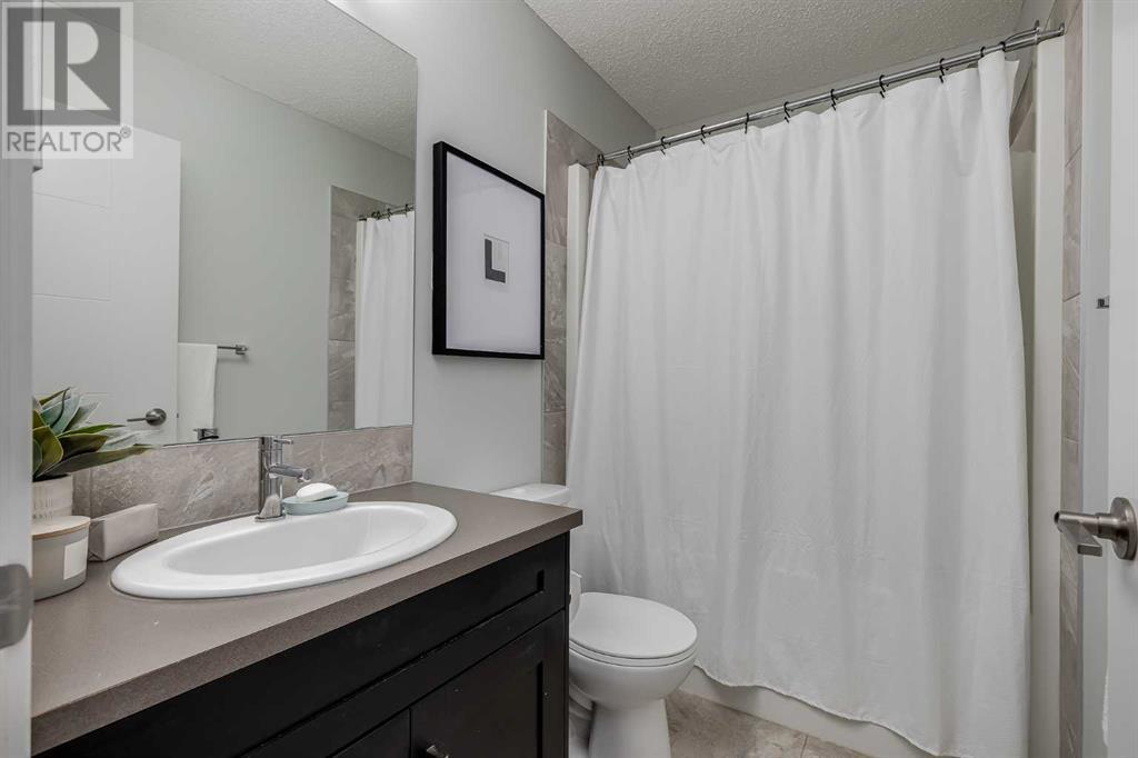 Single Family House for Sale in  Evansridge Common NW Evanston Calgary 