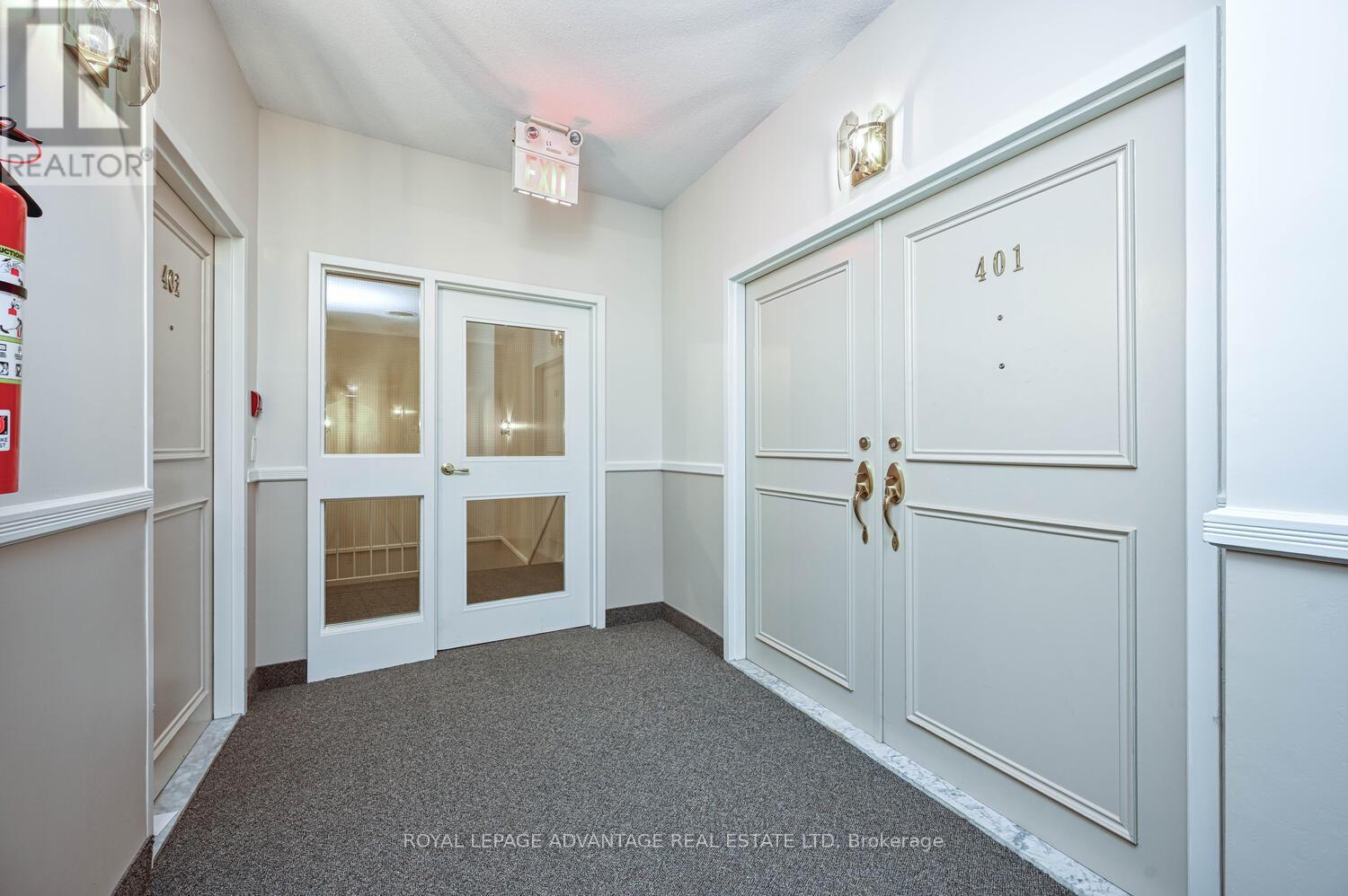 Photo 2 of 401 10 Armstrong Drive, Smiths Falls ON