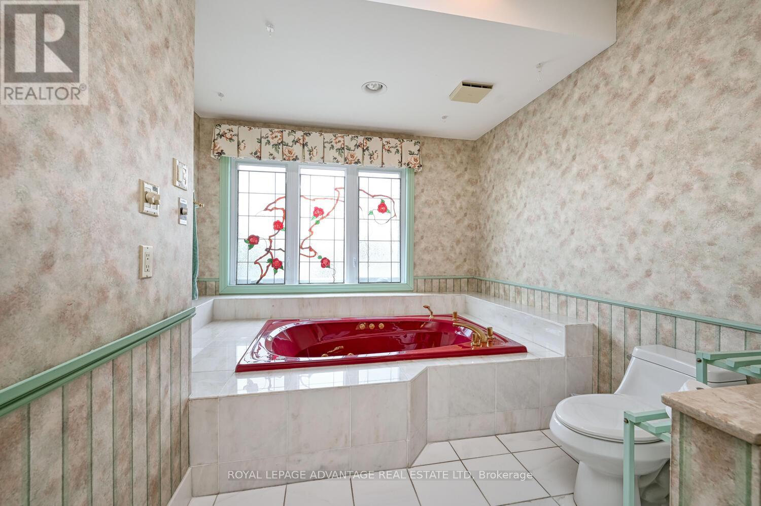 Photo 37 of 401 10 Armstrong Drive, Smiths Falls ON
