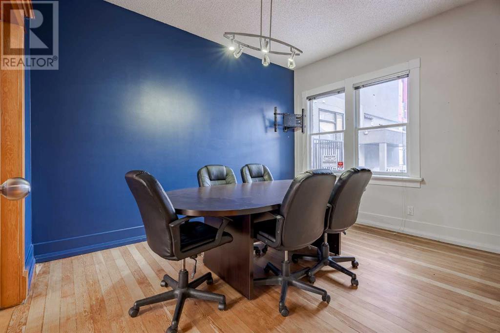 Retail for Sale in   Avenue SW Sunalta Calgary 
