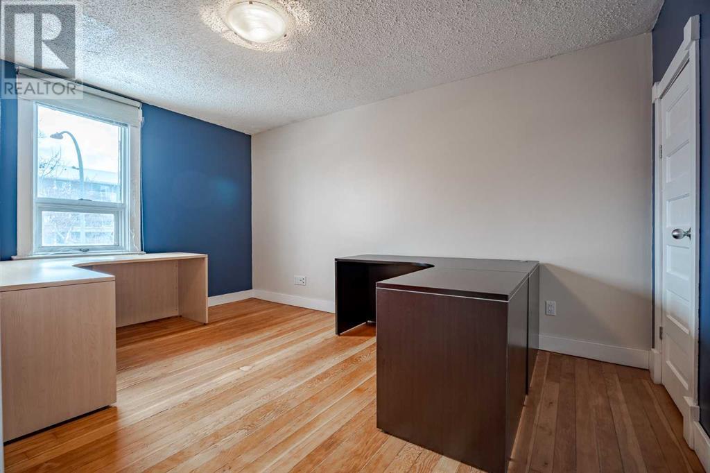 Retail for Sale in   Avenue SW Sunalta Calgary 