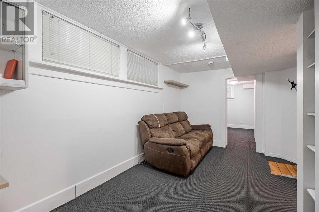 Retail for Sale in   Avenue SW Sunalta Calgary 