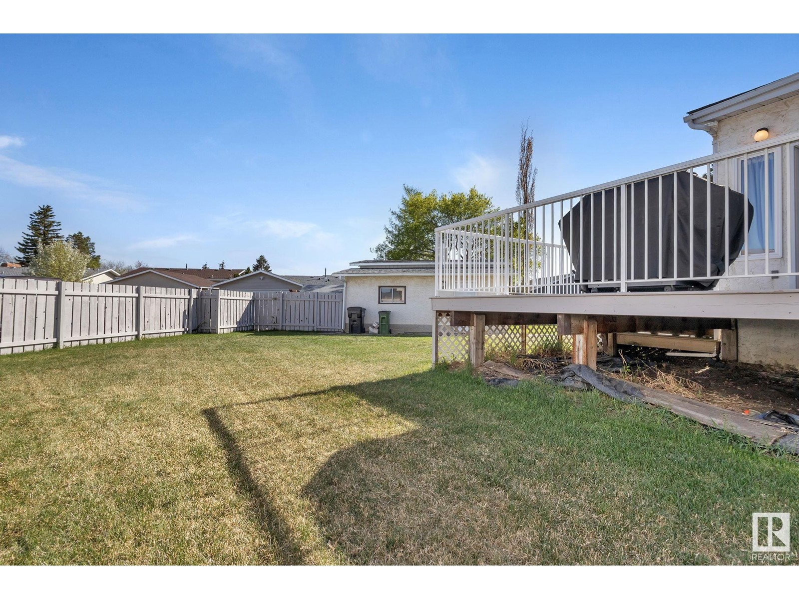 11003 170 AV NW, Edmonton