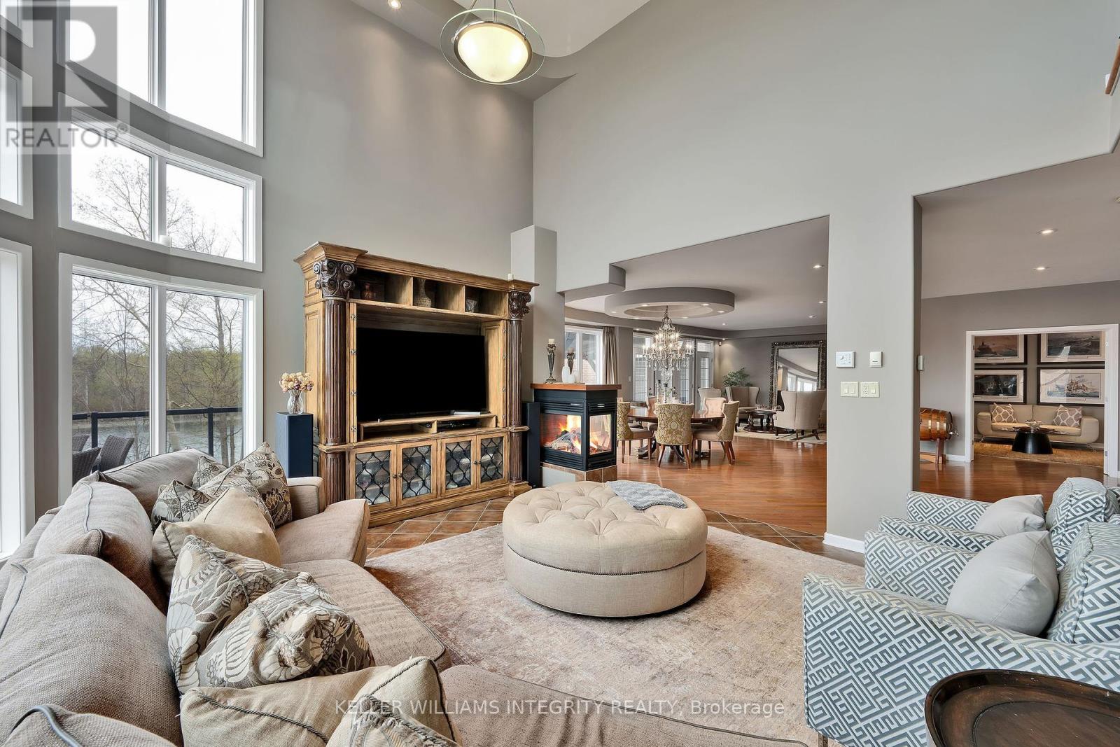Photo 2 of 12 Rideau Shore Court, Ottawa ON