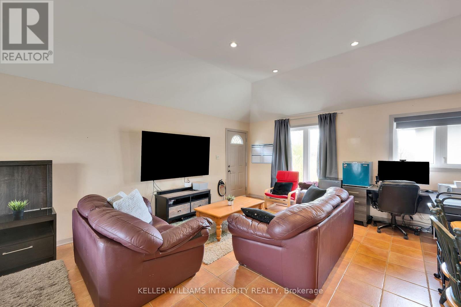 Photo 48 of 12 Rideau Shore Court, Ottawa ON